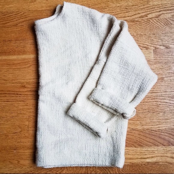 SOLD - Jamie and the Jones Heavyweight T Sweater - Picture 3 of 4